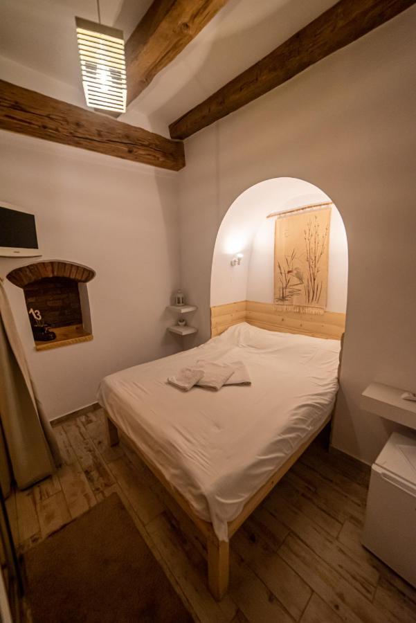 Luky13 Apartamento Braşov Exterior foto