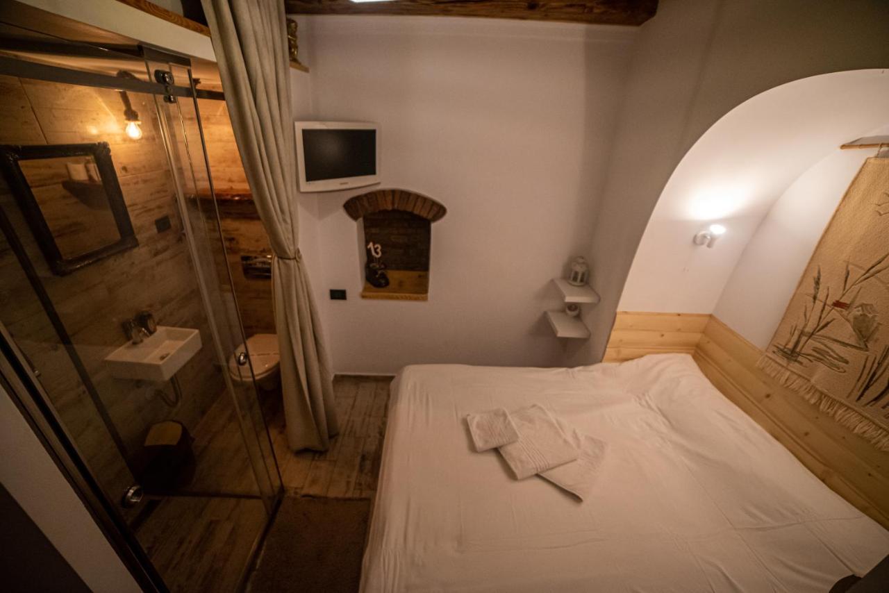 Luky13 Apartamento Braşov Exterior foto