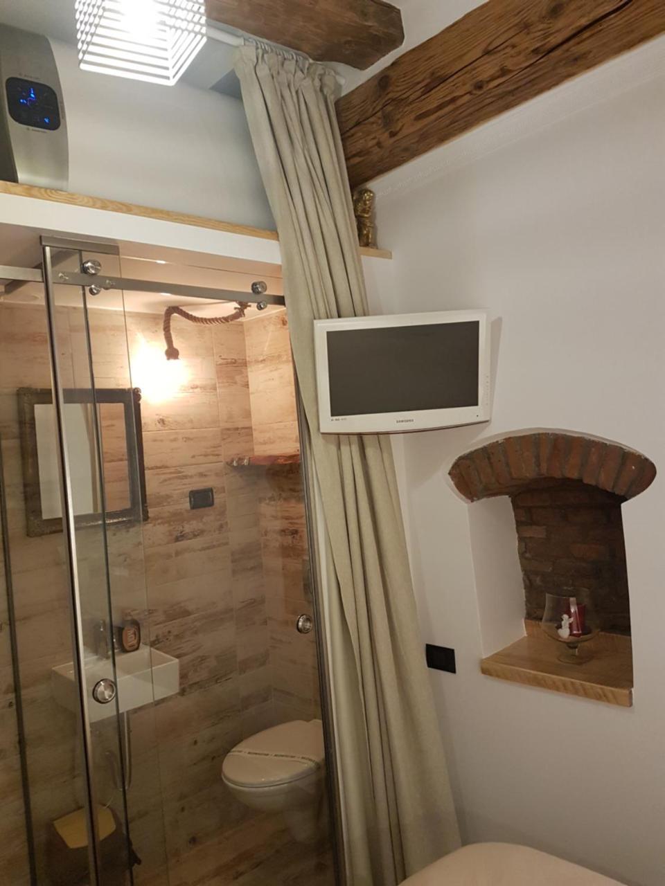Luky13 Apartamento Braşov Exterior foto